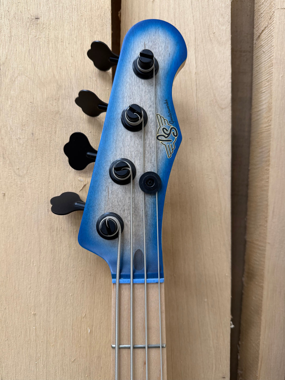 CONTOUR 63 BLENDER BASS - SATIN BLUE BURST