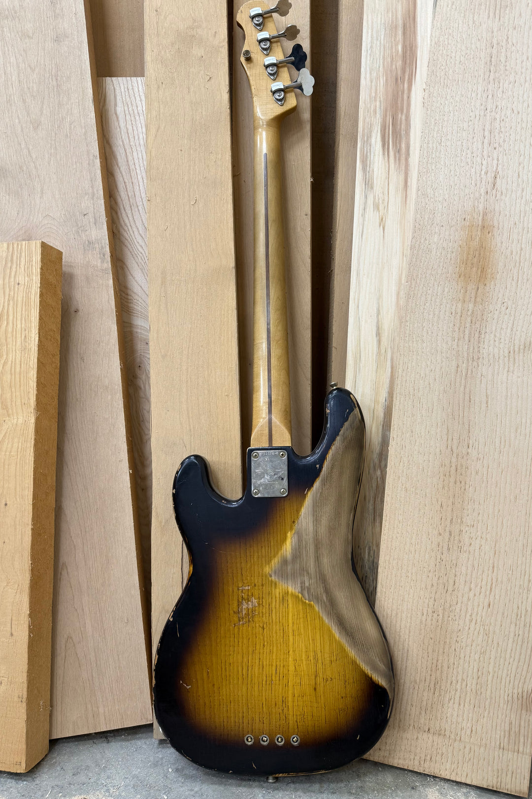 Contour 56 Bass