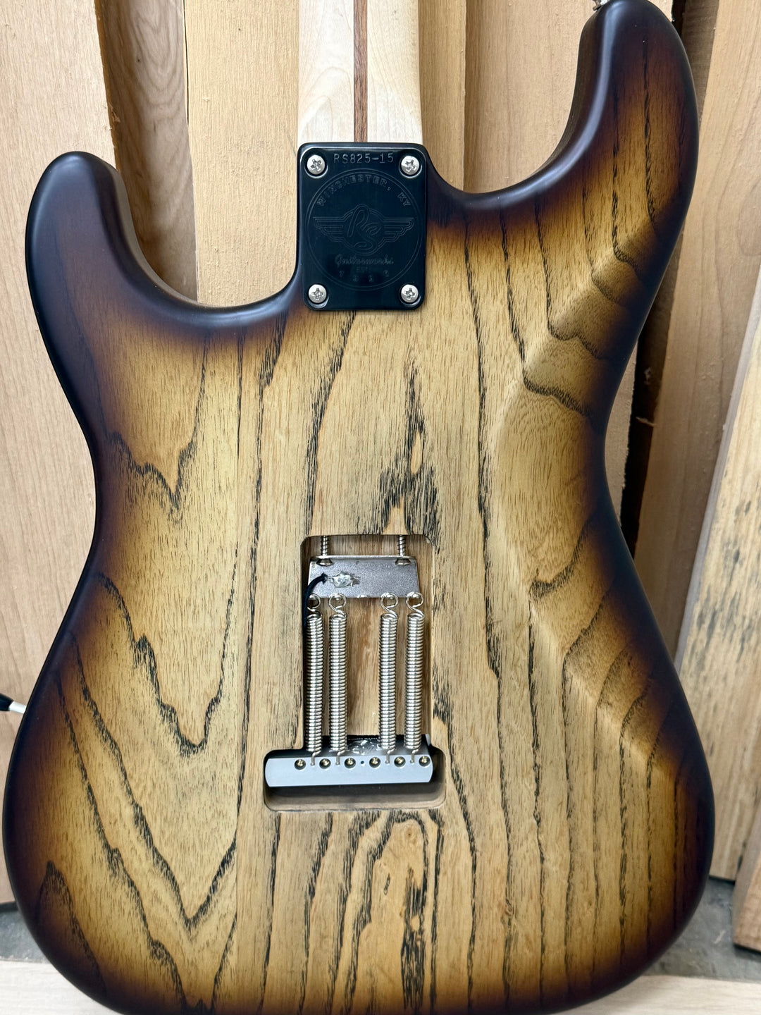 Contour Smoke Burst